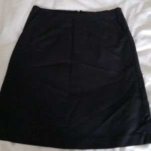 Banana Republic stretch A-line skirt with pockets